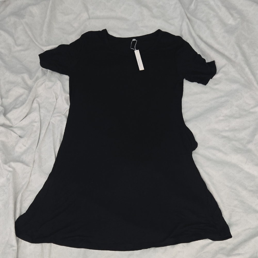 Black Fitted Flutter Sleeve Tee‎